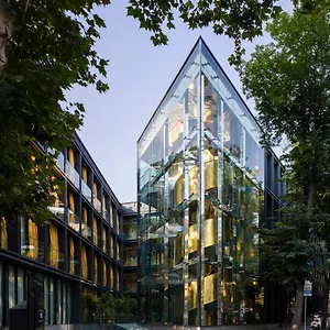 https://glarros-oldtown.alltbilisihotels.com